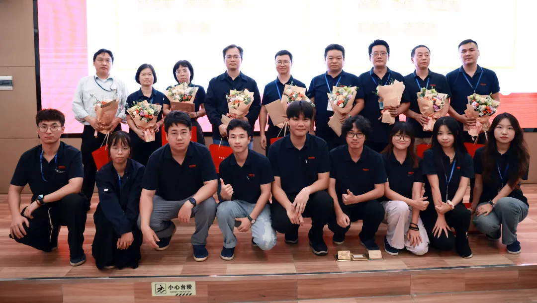 谢师恩，，，，，，，礼颂引路人！
