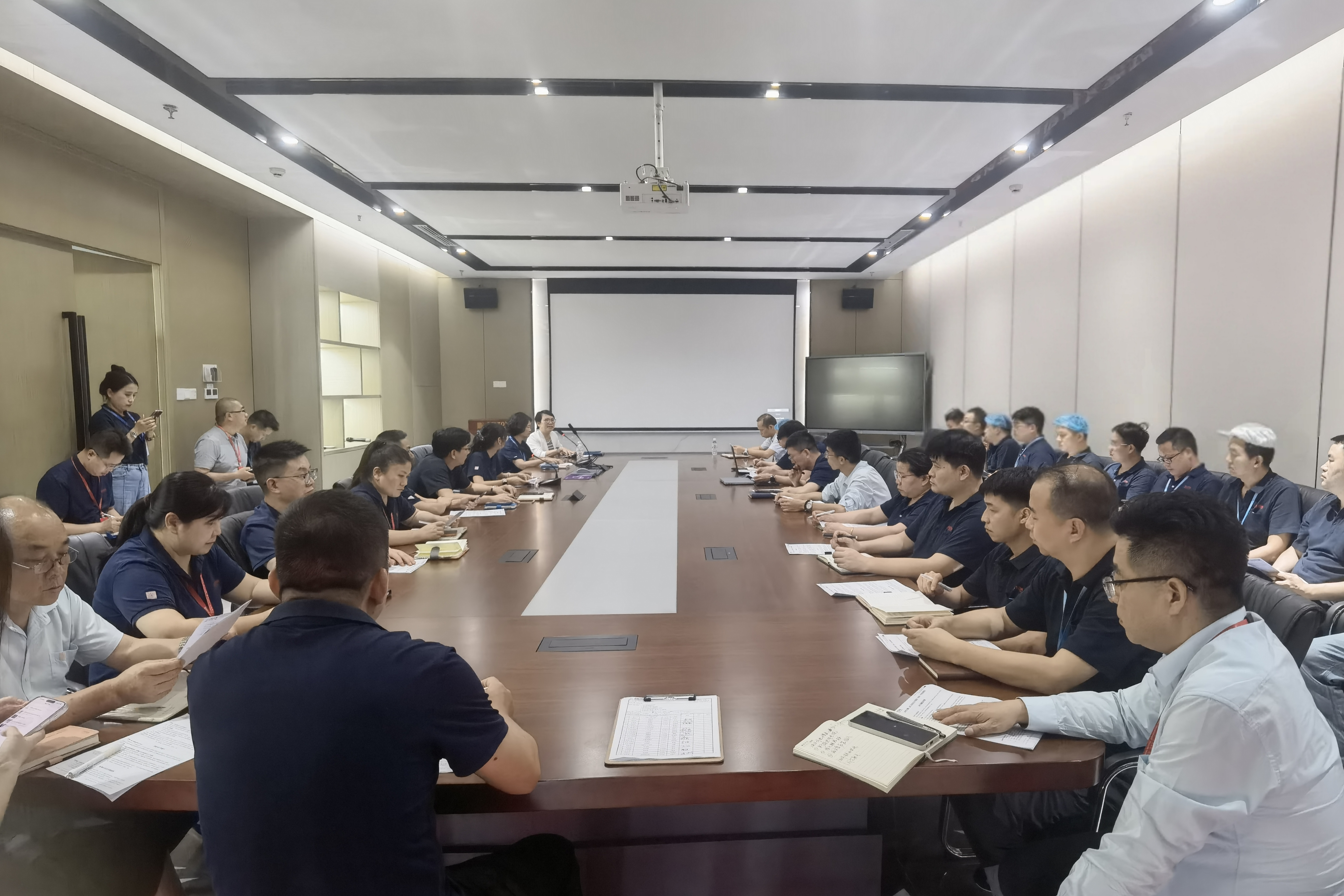 全员出招抓品质 黄石扑睿德州游戏官网QCC开跑
